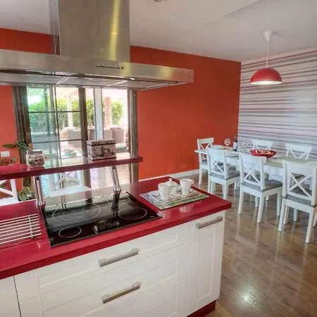 Cobas Con Piscina Y Privada *