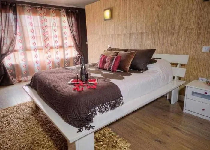 Cobas Con Piscina Y Privada Triquivijate