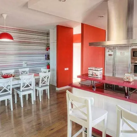 Cobas Con Piscina Y Privada Вилла