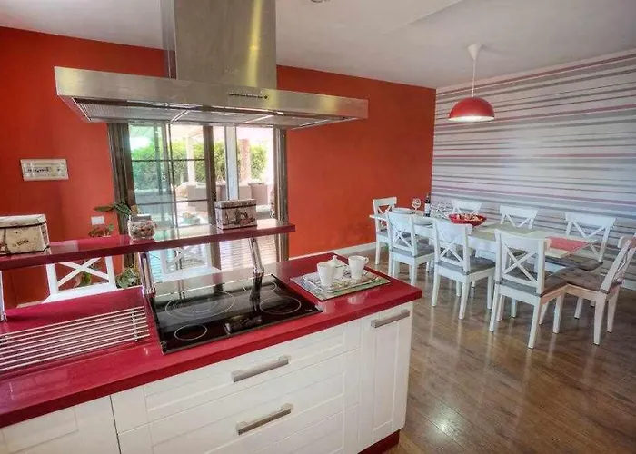 Cobas Con Piscina Y Privada *